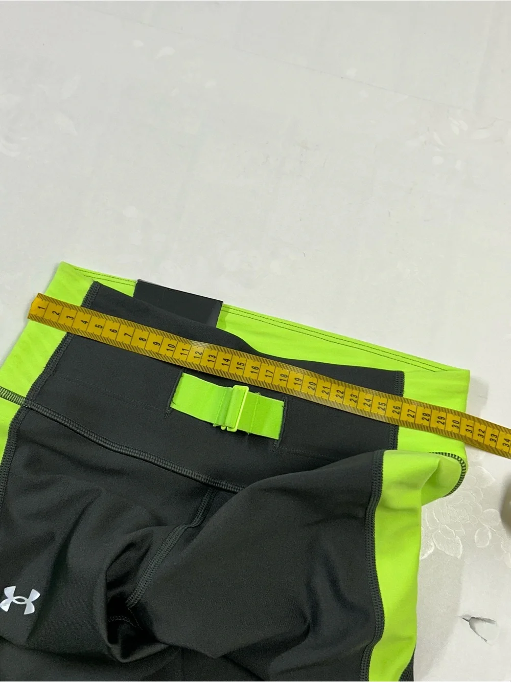 Under Armour Black & Neon Green Women’s Athletic Leggings
